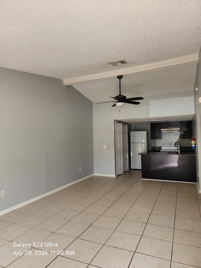 Building Photo - 7949 Pinehurst Dr Unit 7949 PINEHURST DR