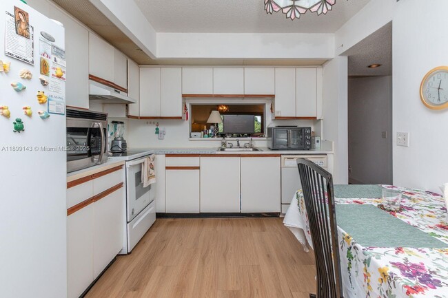 Photo - 500 SW 130th Terrace Unit 407A