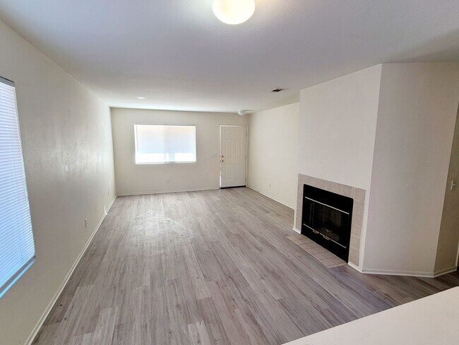 71556 Sun Valley Dr