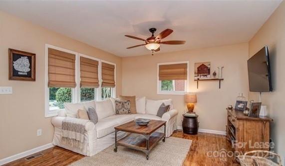 Photo - 1601 Starbrook Dr