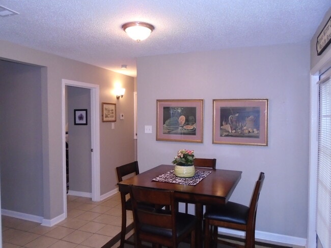 201 Teague St Unit #2