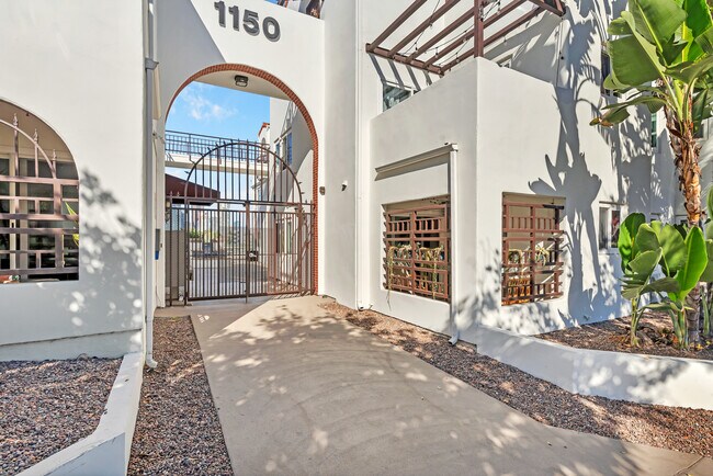 1150 21st St Unit 1150 21st Street Unit 20