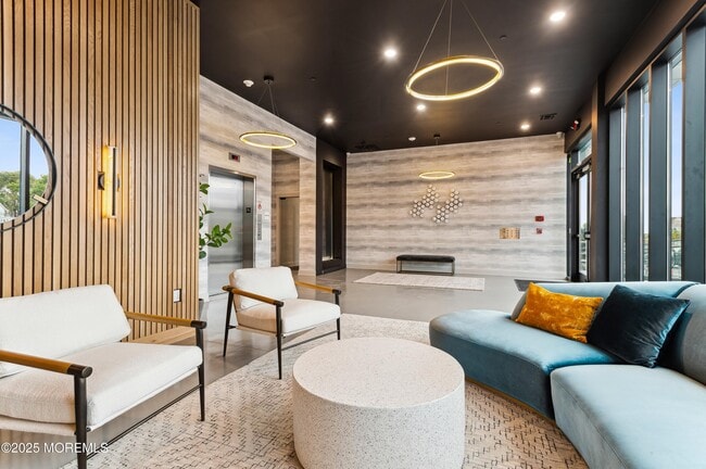 Photo - 521 Lake Ave Unidad 311