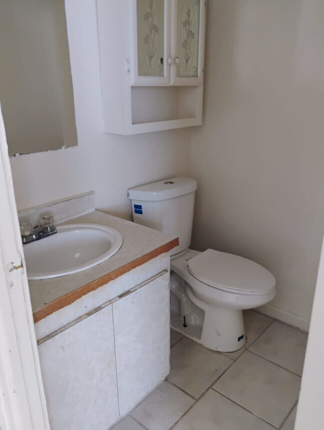 Photo - 538 State St