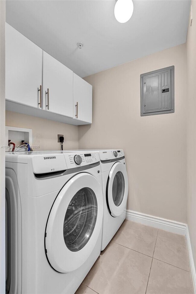 Photo - 17150 N Bay Rd Unit 2821