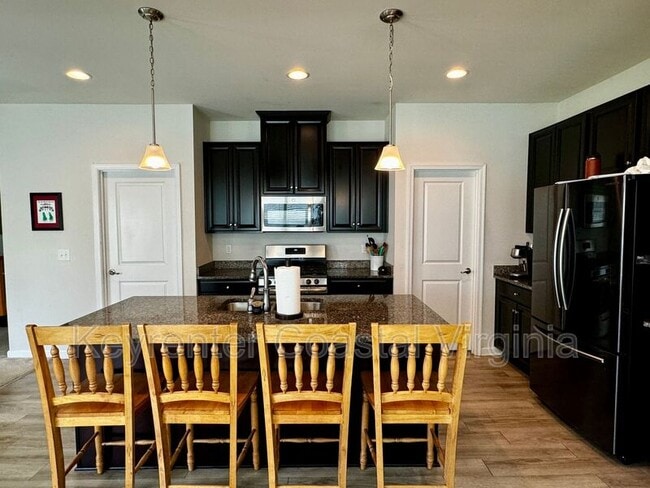 Photo - 104 Williamson Park Ln
