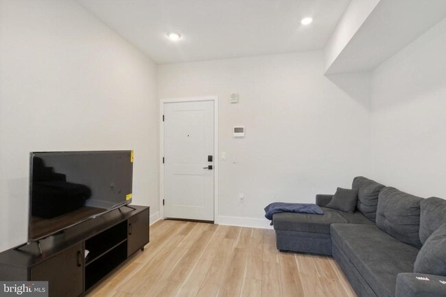 Photo - 3836 Haverford Ave Unit 5