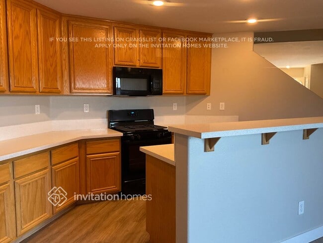 Photo - 4820 Golden Shimmer Ave