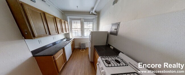 Building Photo - 116 Washington St Unit 2