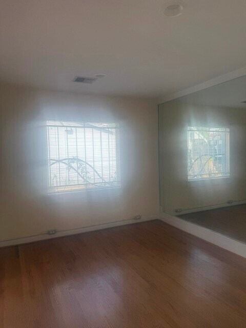 Photo - 8459 Howard Dr