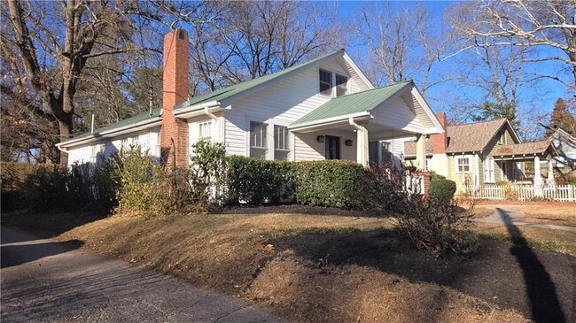 Photo - 615 NW Dyer St