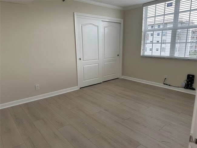 Photo - 3510 Oaks Way Unit 801