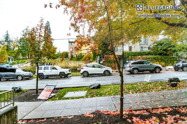 Photo - 4302 7th Ave NE Unidad FL1-ID915