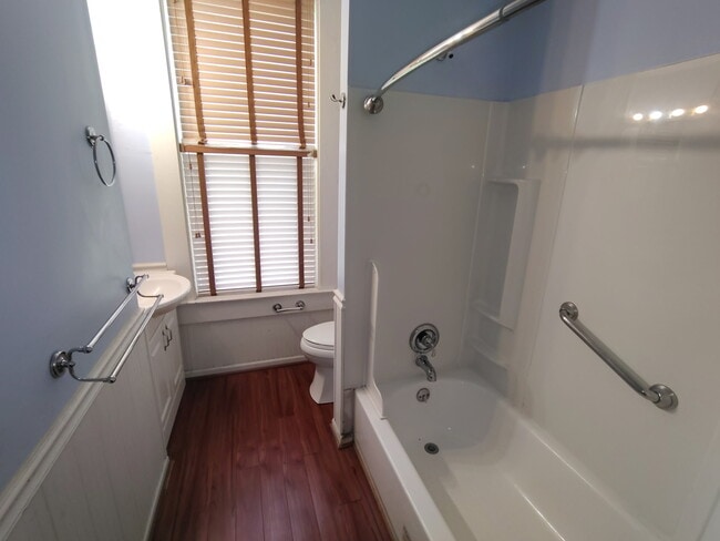 Photo - 1220 S Washington St Unit B