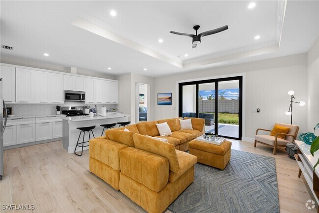 Building Photo - 3012 Pine Tree Dr Rental