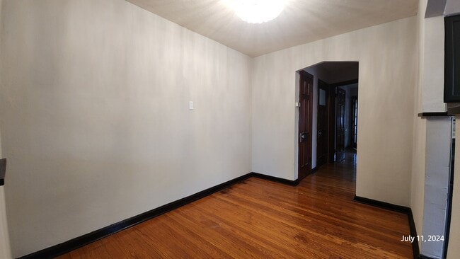 Photo - 6328 Sutherland Ave Unit 1W