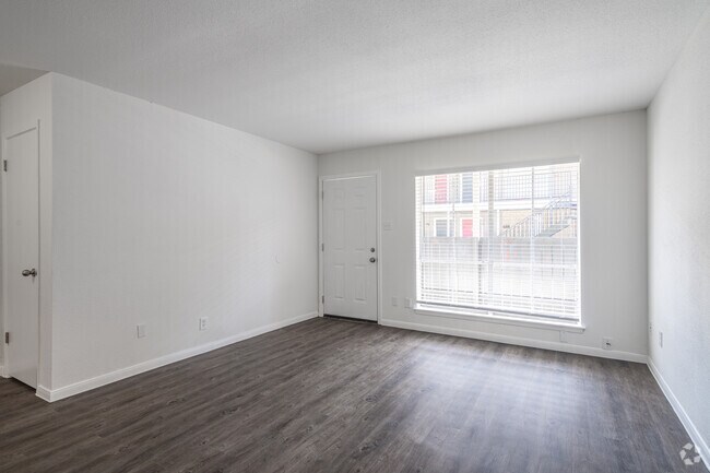 1BR, 1BA - 547SF