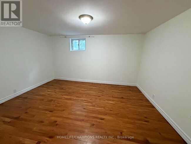 Photo - 21 Moran Rd