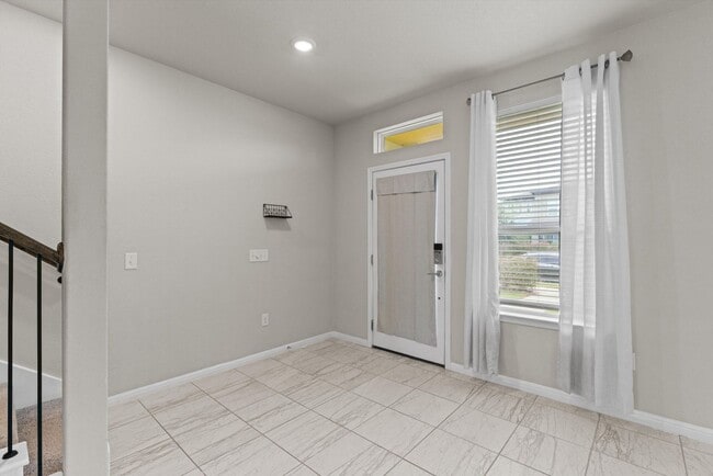 Photo - 8809A Whitter Dr