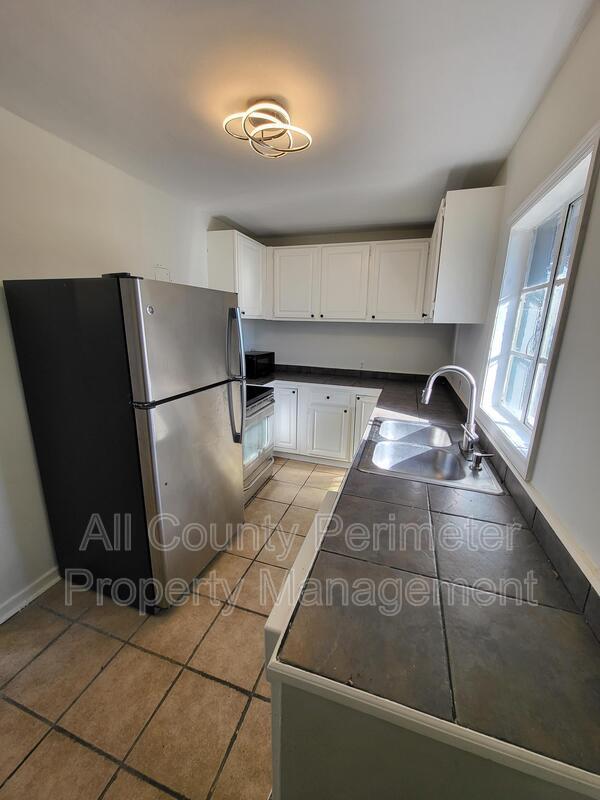 Photo - 210 Estoria St SE Unit 4