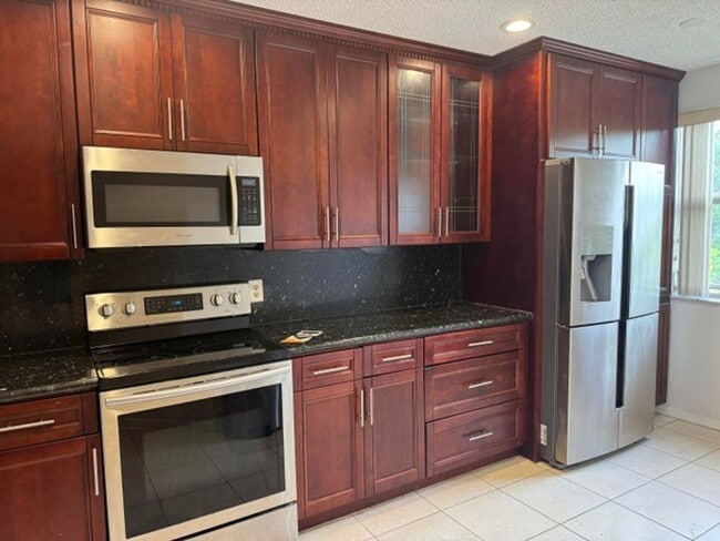 Photo - 8781 Wiles Rd
