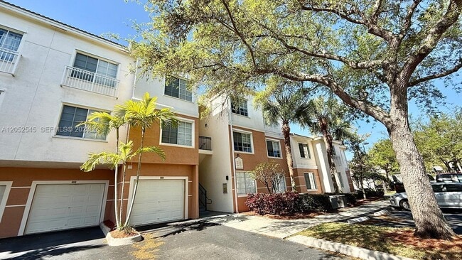 Building Photo - 1206 Myrtlewood Cir E Unit 1206