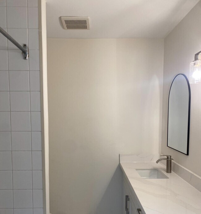 Photo - 151 Siebert Ave Unité 5