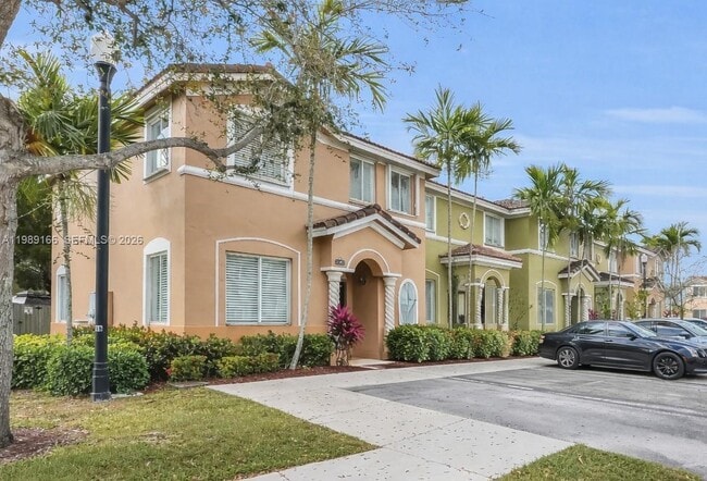 Photo - 2342 SE 10th St