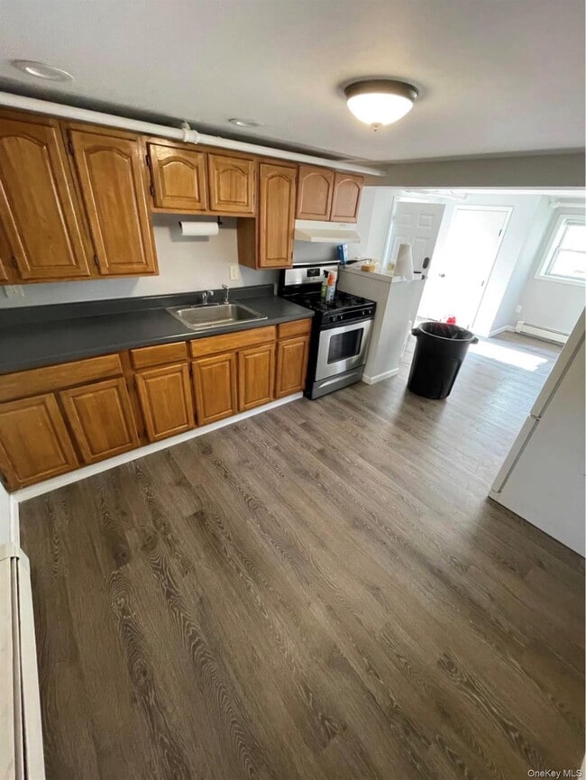 Building Photo - 15 Hawthorne Ave Unit 1