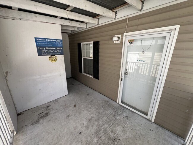 Photo - 3-bedroom 2-bath large single wide 1080 Square Feet mobile home located in Baker, LA