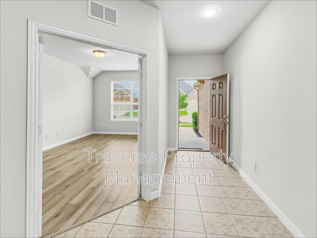 Photo - 8120 Charford Dr