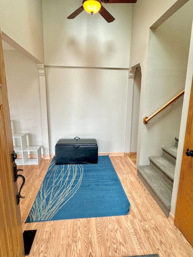 Photo - Linwood Neighborhood, Milwaukie Home on Quiet Cul-de-sac, 2 Car Garage, A/C, Huge Fenced Backyard