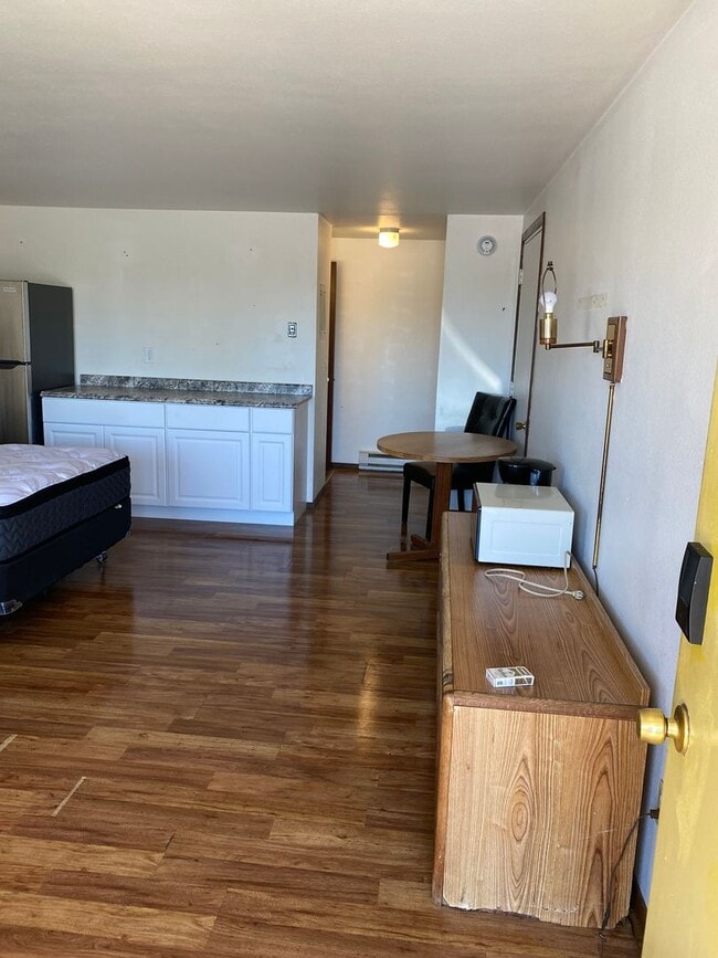 Rapids Studio Apartments
