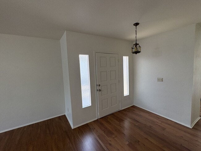 Photo - Eastside townhome, convenient location