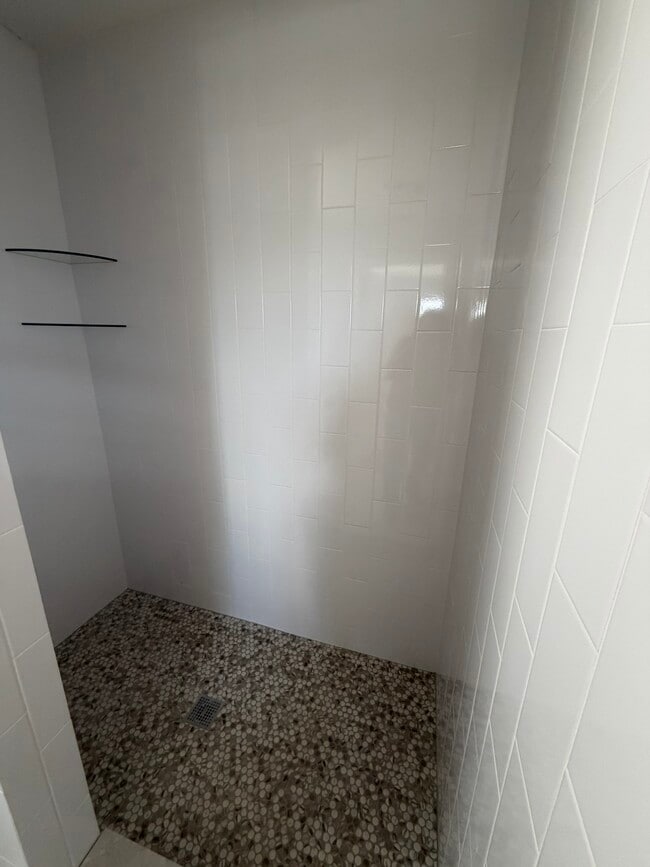 Photo - 1219 28th St N