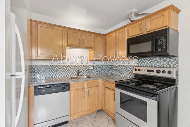 4449 Riverside Blvd Unidad 6