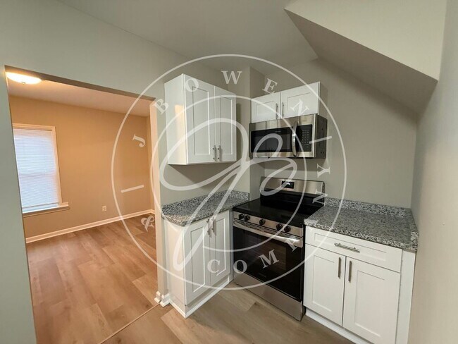 Photo - Beautiful 3 bedroom 2 bathroom home in South Toledo