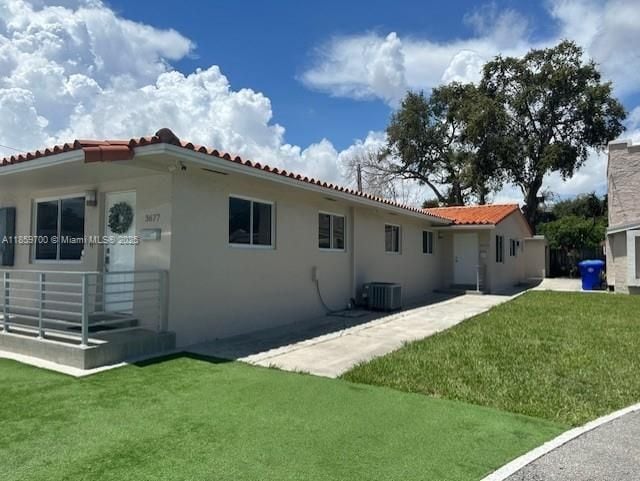 Building Photo - 3675 SW 14th St Rental