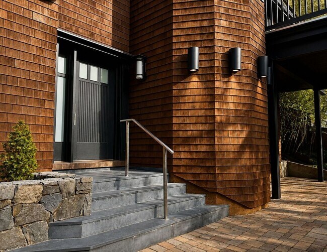 Photo - 60 Frances Ave