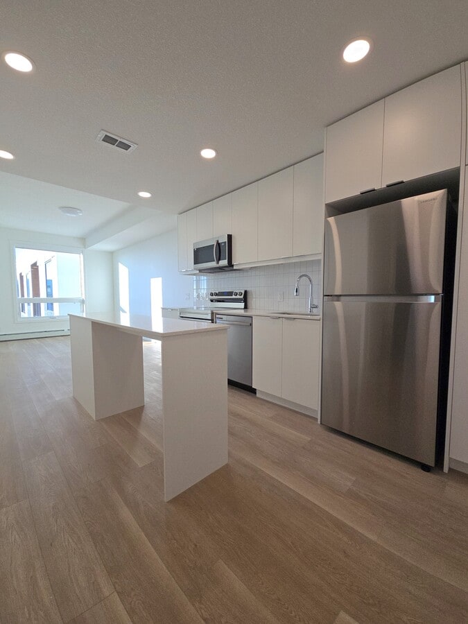 Photo - 8500-3619 19 Ave SE