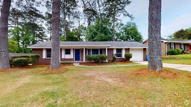 Building Photo - 4 Bedroom/3 Bath Home in Prattville