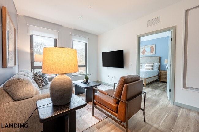 Photo - 39 Railroad Ave Unit 323