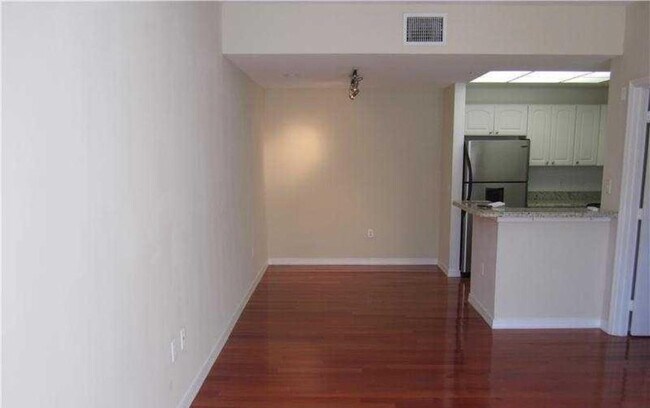 Photo - 2107 SE 10th Ave