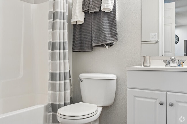 1BR-1BA - 540SF - Bathroom