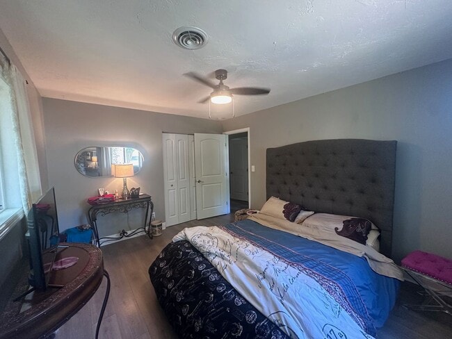 Photo - 1729 Ray Rd