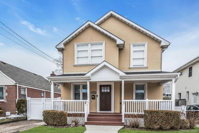 Building Photo - 180 Kensington Rd