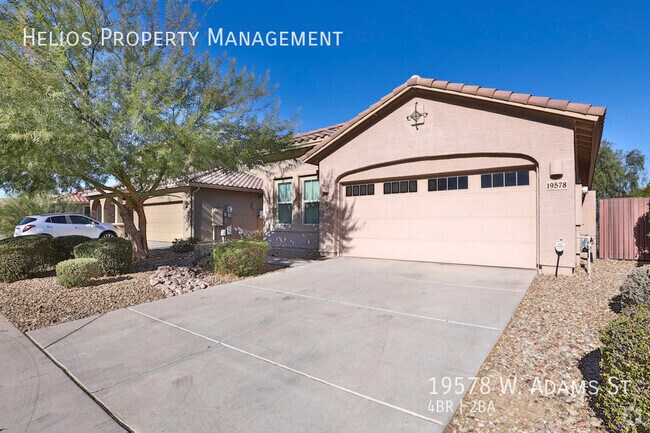 Building Photo - Rental Listing: Spacious 4-Bedroom Home in...