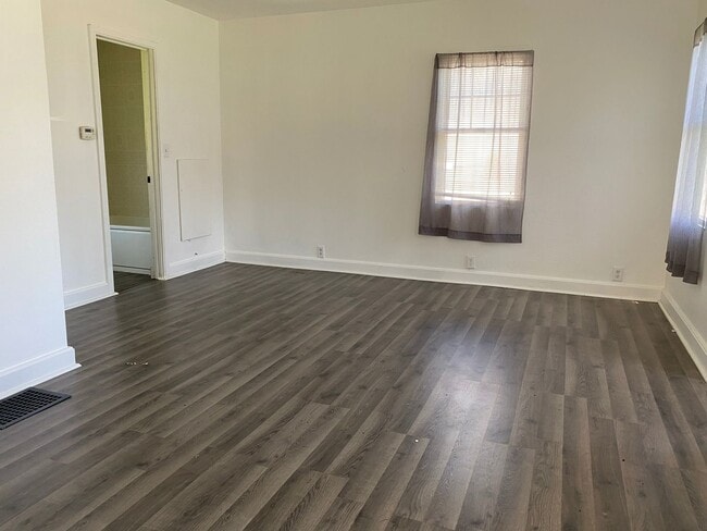 Photo - 1212 Evergreen Ave