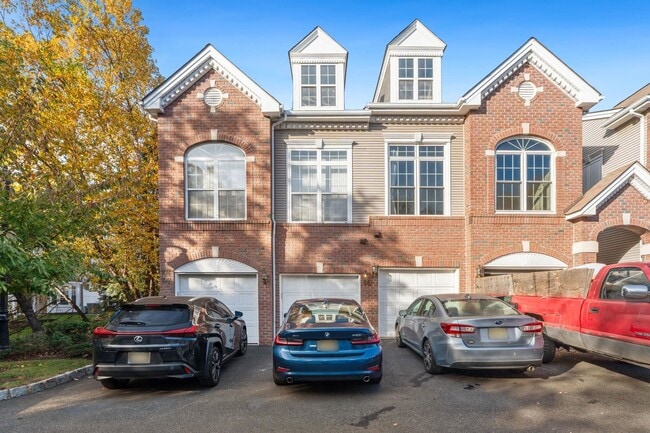 Building Photo - 108 Riverwalk Way