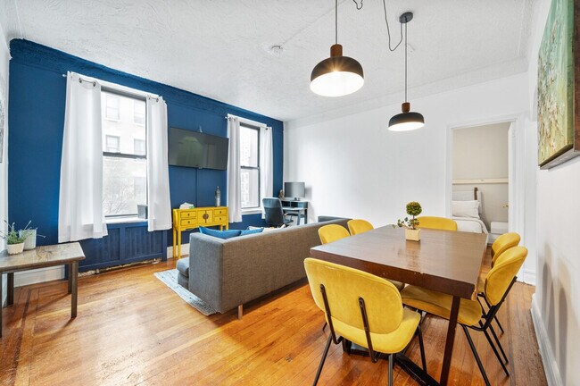 Photo - 400 W 47th St Unit ID1323962P